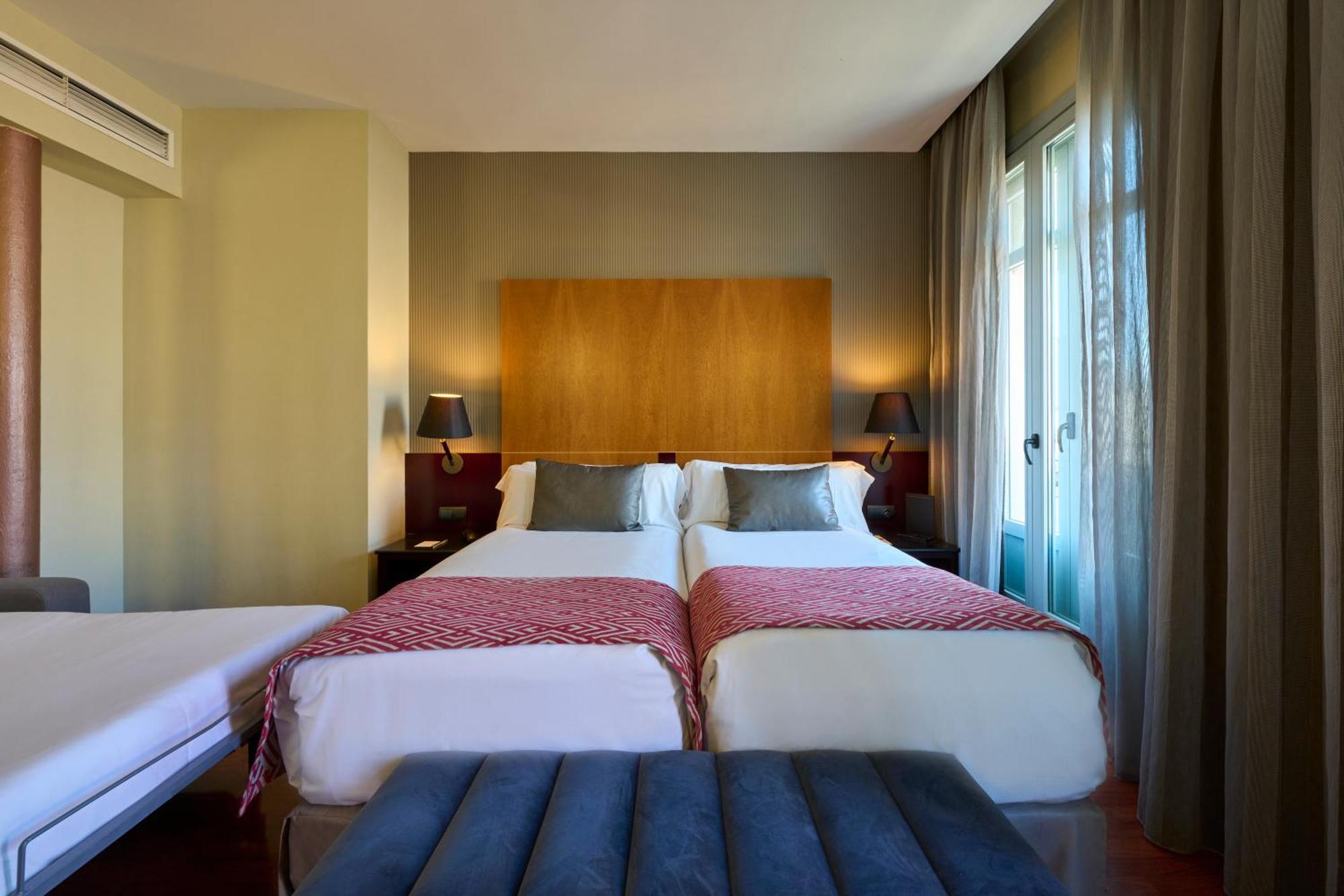 Catalonia El Pilar Hotel Zaragoza Bilik gambar