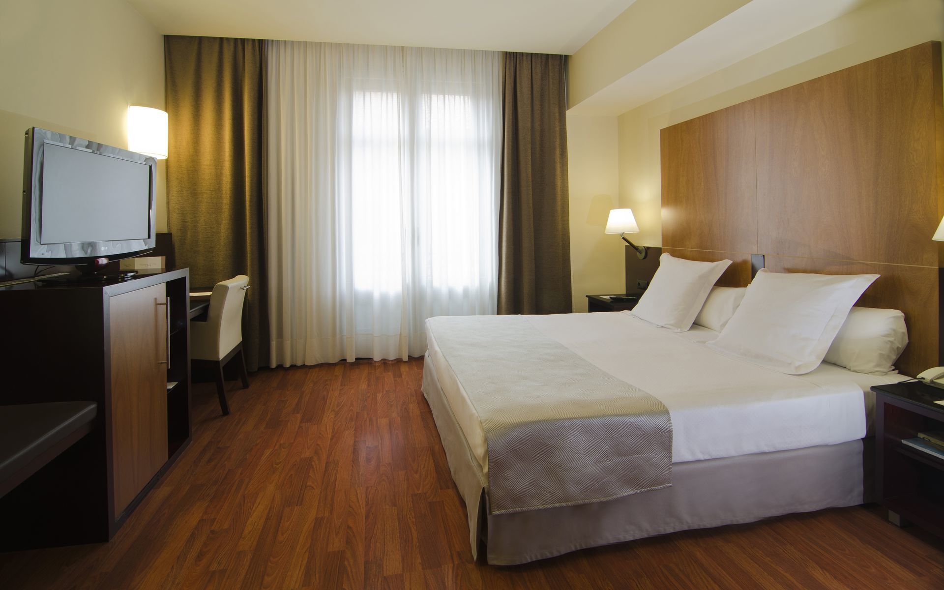 Catalonia El Pilar Hotel Zaragoza Luaran gambar