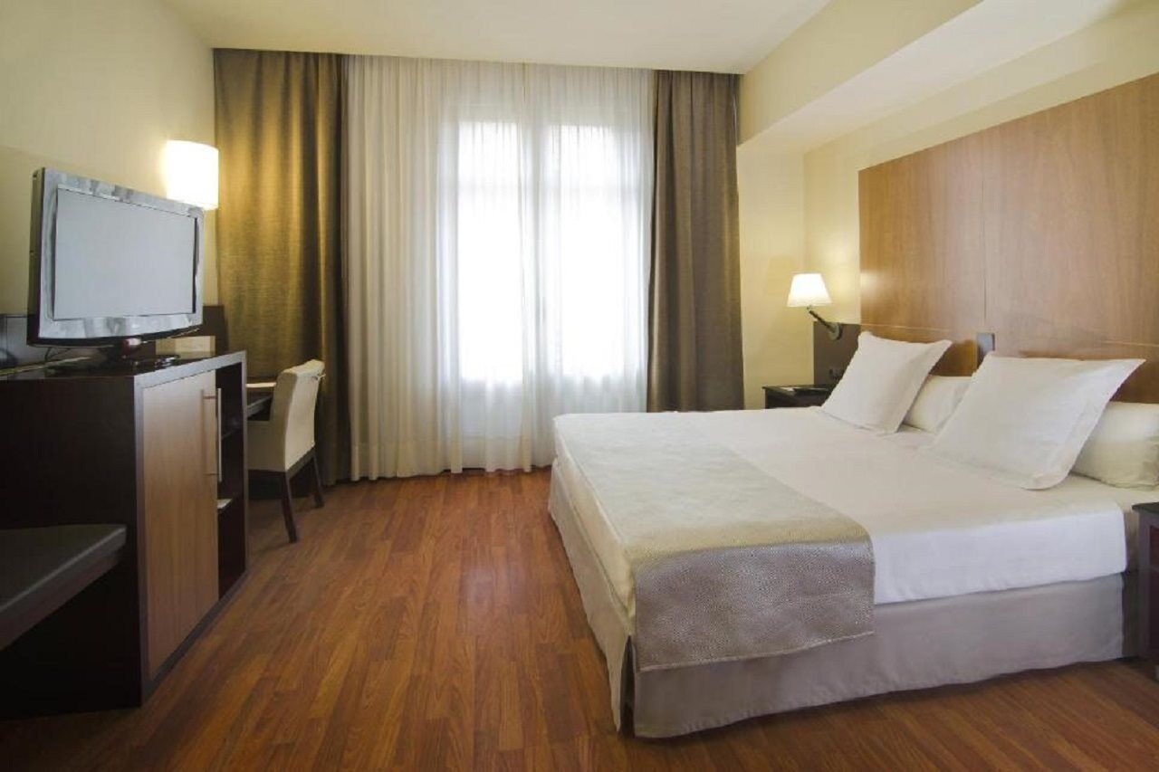 Catalonia El Pilar Hotel Zaragoza Luaran gambar